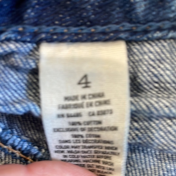 Shorts - Picture 3 of 3